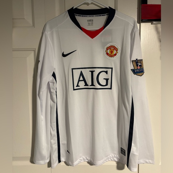 2008/09 Manchester United Jersey - Picture 1 of 5